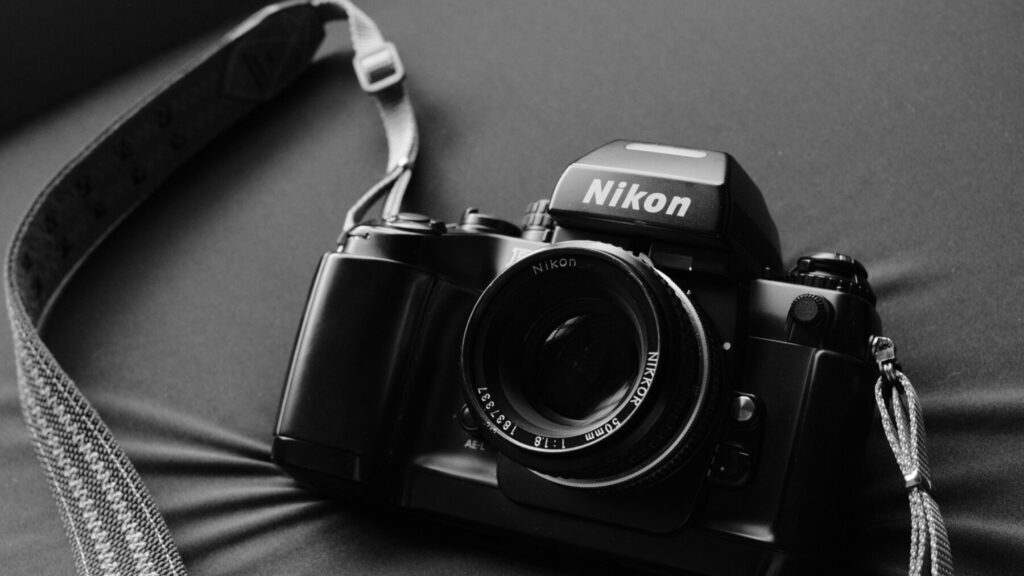 Nikon F4