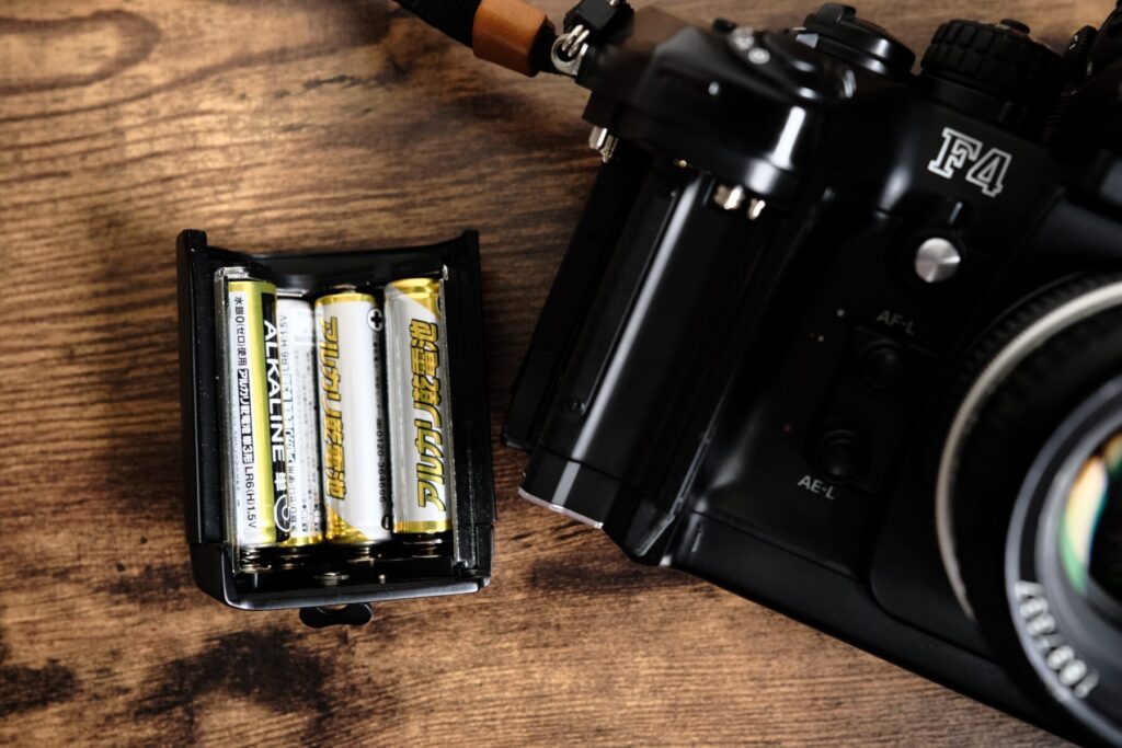 Nikon F4 電池