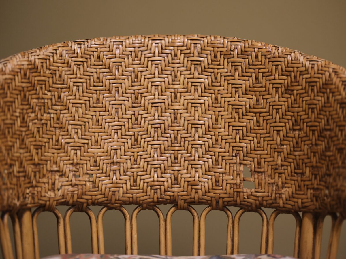 作例 籐の椅子