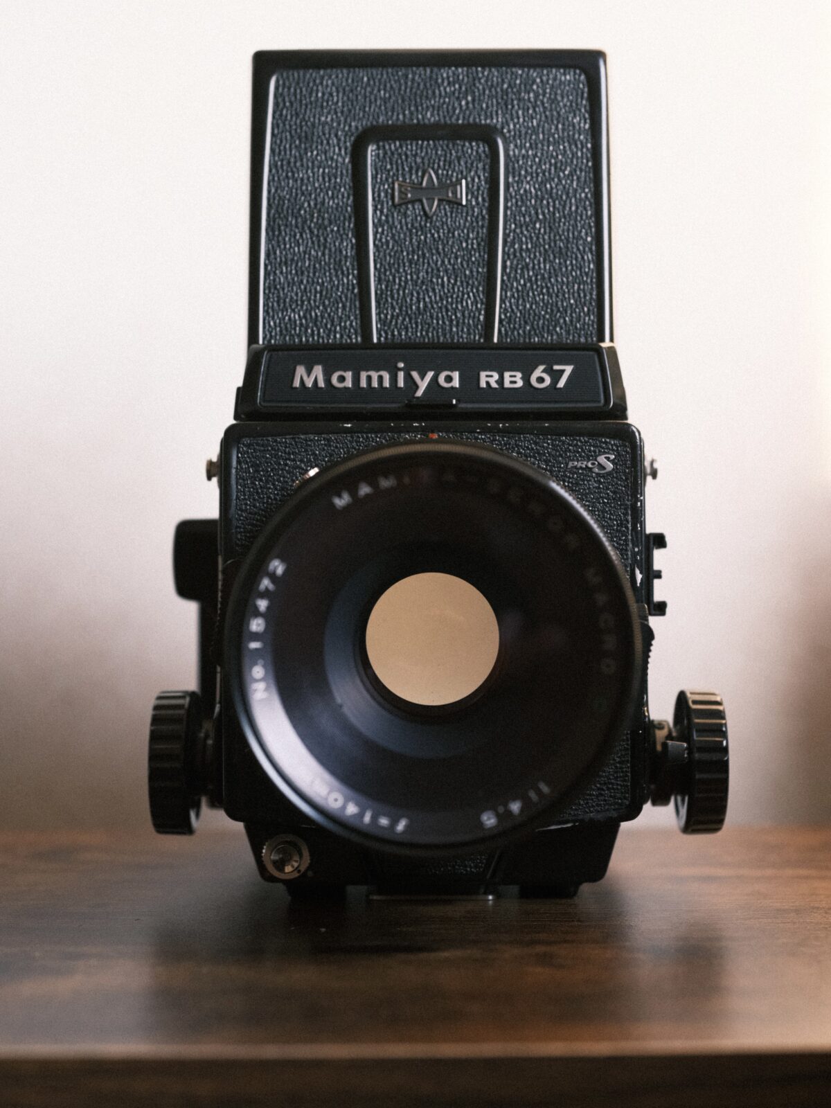 フィルムカメラレビュー。「MAMIYA RB67」 | BORN SURE blog